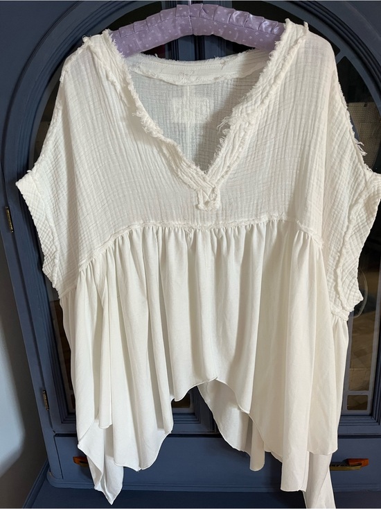 Tops - Women's White Peasant Blouse - Lightweight V-Neck Top